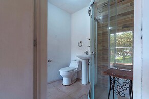 Spacious Villa with Pool, Soccer and Cricket Field