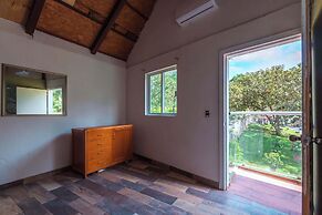 Spacious Villa with Pool, Soccer and Cricket Field