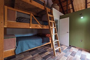 Spacious Villa with Pool, Soccer and Cricket Field