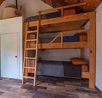 Spacious Villa with Pool, Soccer and Cricket Field