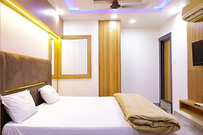 Hotel Neelkanth