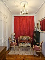 Room in Apartment - Beautiful and Large Room in The City Centre