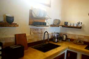 AMANI BEACH VILLA