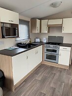 2 bed Caravan in Rhyl , dog Friendly, With Wifi