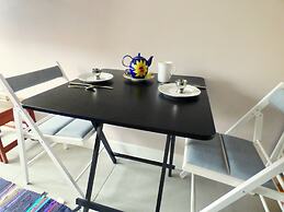 Gower - 2 Beds - Parking - EV Charger - Wifi