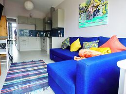 Gower - 2 Beds - Parking - EV Charger - Wifi