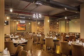 Hotel Luxe Opera NH8 - 7km from IGI Delhi Airport