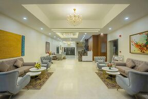 Hotel Luxe Opera NH8 - 7km from IGI Delhi Airport