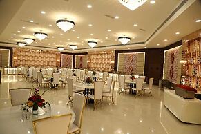 Hotel Luxe Opera NH8 - 7km from IGI Delhi Airport