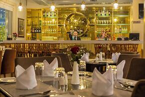 Hotel Luxe Opera NH8 - 7km from IGI Delhi Airport