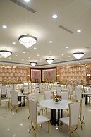 Hotel Luxe Opera NH8 - 7km from IGI Delhi Airport