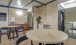 Hotel corporate suites