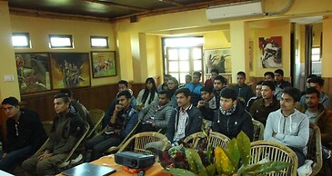 Lake Twenty Thousand Farm & Retreat