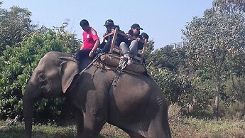 Lake Twenty Thousand Farm & Retreat