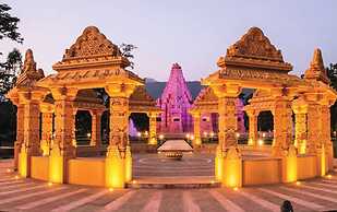 Lake Twenty Thousand Farm & Retreat