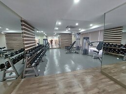 Makati Bliss Apartment - Cozy Urban Retreat