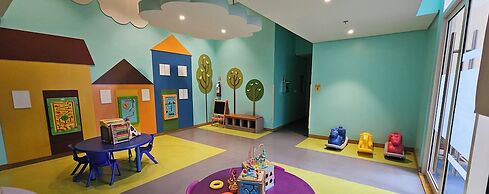 Makati Bliss Apartment - Cozy Urban Retreat