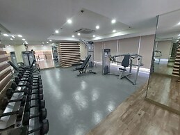 Makati Bliss Apartment - Cozy Urban Retreat