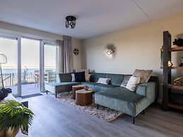 Beachfront Apartment With 2 Terraces