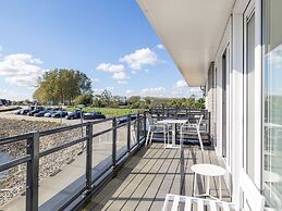 Beachfront Apartment With Sea-view