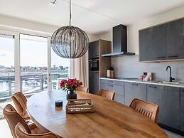 Beachfront Apartment With Sea-view