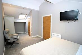 Sheffield City Retreat - Modern Apartment