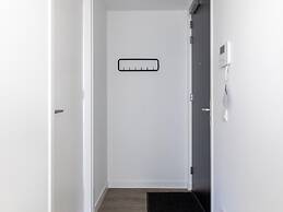 Lush Apartment With sea Views