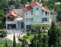 Nice Apartment With Balcony
