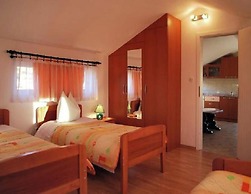 Nice Apartment With Balcony