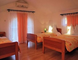 Nice Apartment With Balcony