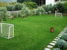 Nice Apartment With Balcony