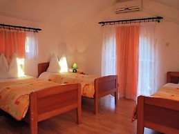 Nice Apartment With Balcony