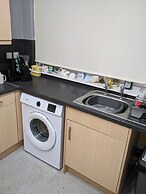 5guests/near Beach/2br/parking/wifi