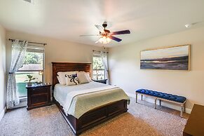 11 Mi to Dtwn: Lubbock Home w/ Patio, Grill & Yard