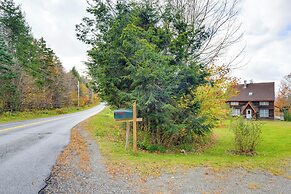 Home 15 Mi to Berkshire East & Mount Snow!