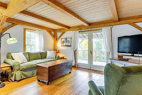 Home 15 Mi to Berkshire East & Mount Snow!