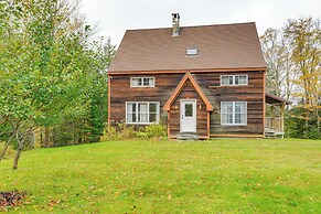 Home 15 Mi to Berkshire East & Mount Snow!