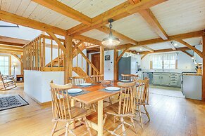 Home 15 Mi to Berkshire East & Mount Snow!