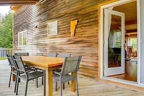 Home 15 Mi to Berkshire East & Mount Snow!