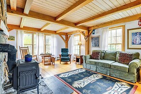 Home 15 Mi to Berkshire East & Mount Snow!