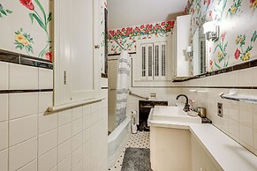 Wilson Family Home: Walk to Community Rec Center!