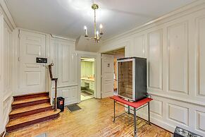 Wilson Family Home: Walk to Community Rec Center!