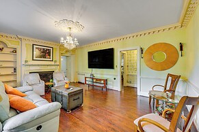 Wilson Family Home: Walk to Community Rec Center!