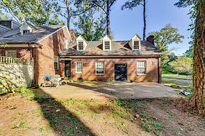 Wilson Family Home: Walk to Community Rec Center!