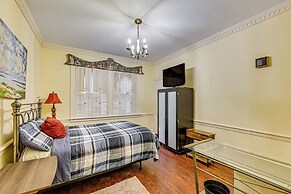 Wilson Family Home: Walk to Community Rec Center!