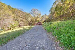 2 Mi to Warm Springs Pools: Home w/ Large Yard!