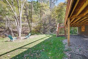 2 Mi to Warm Springs Pools: Home w/ Large Yard!