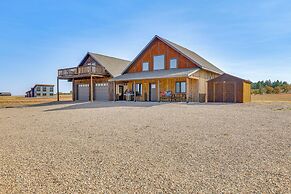 Balcony & Views: Sturgis 'twin Peaks' Cabin