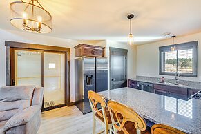 Balcony & Views: Sturgis 'twin Peaks' Cabin