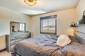 Balcony & Views: Sturgis 'twin Peaks' Cabin